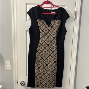 Elegant Black and Gold Patterned Dress